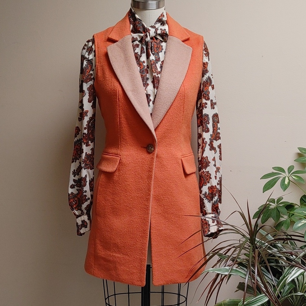 SOUP Orange and Tan Camel Hair Sleeveless Vest Tailored Topper Size M